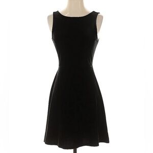 Express Elegant Black Sleeveless Sheath front mini Dress with V-back